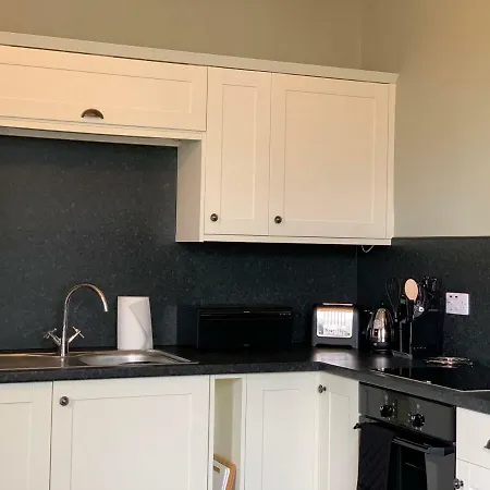 Dovenby Apartment- Great Base For Exploring District Appartement Cockermouth